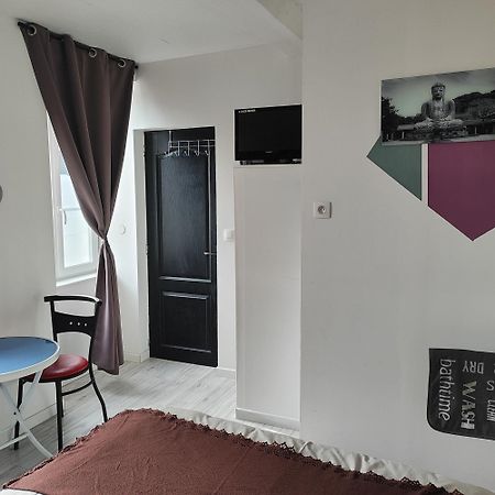 Chambre Pour 2 Personnes A Formigny Rdc 外观 照片
